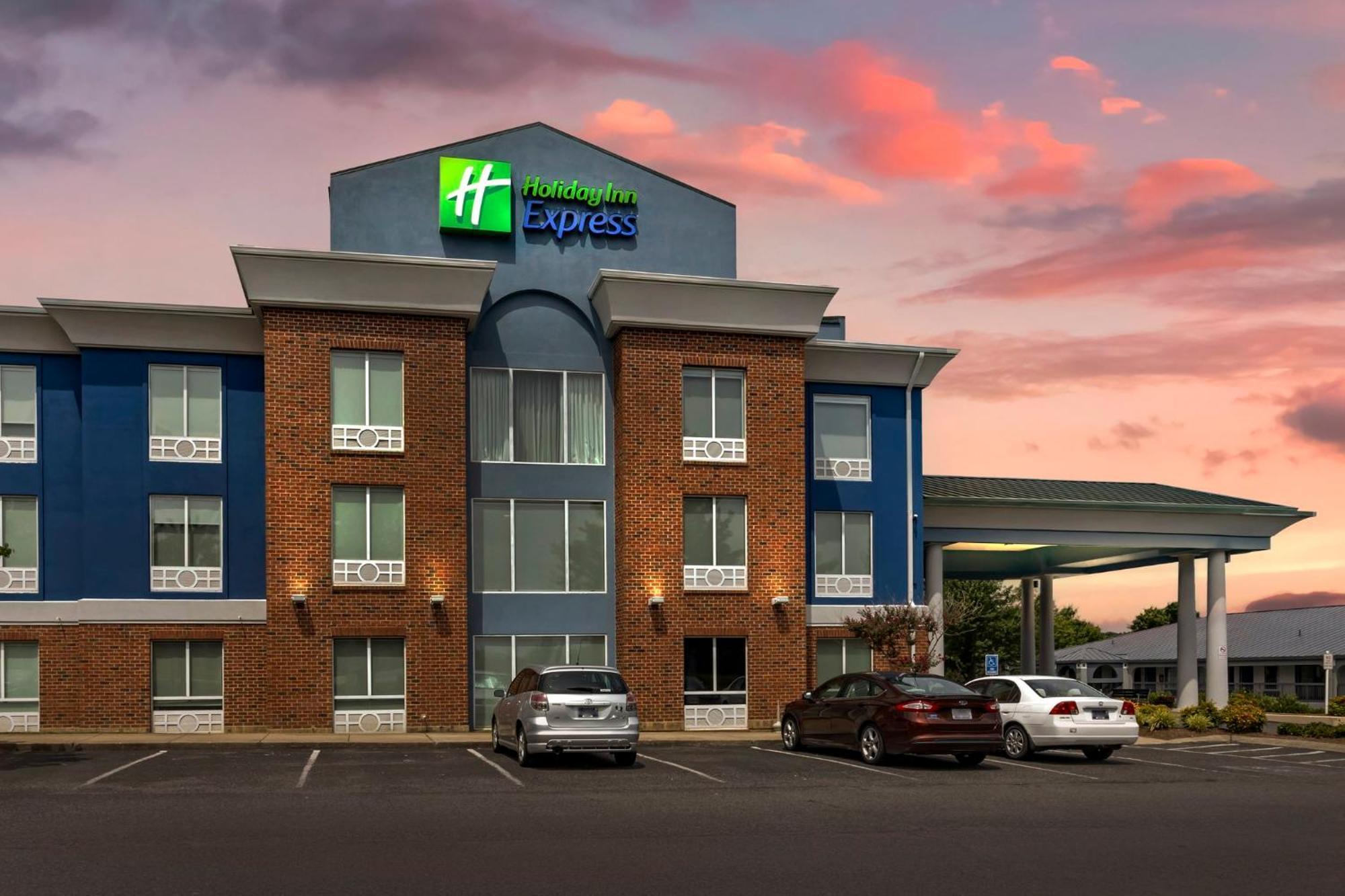 Holiday Inn Express White House By Ihg Exterior photo